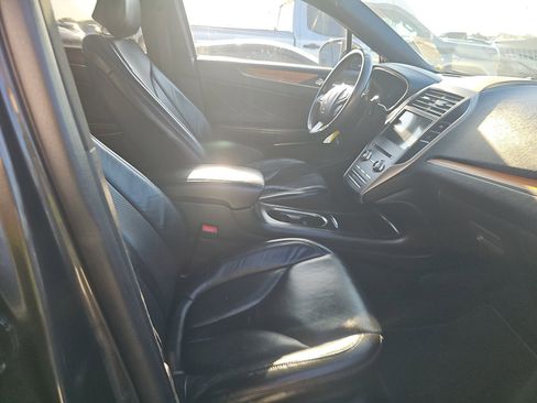 Used 2019 Lincoln MKC Select w/ Select Plus Package AWD/4WD image 14