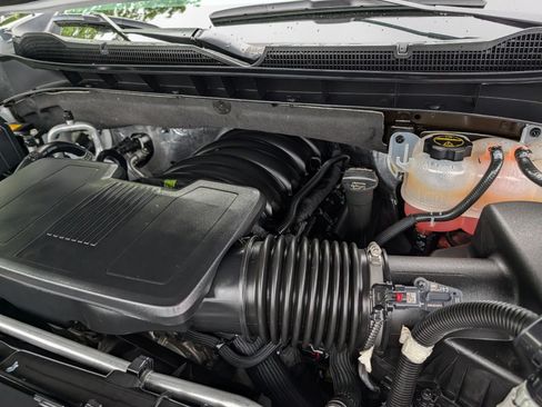 Used 2025 Chevrolet Silverado 1500 LT Trail Boss w/ Convenience Package II AWD/4WD image 38