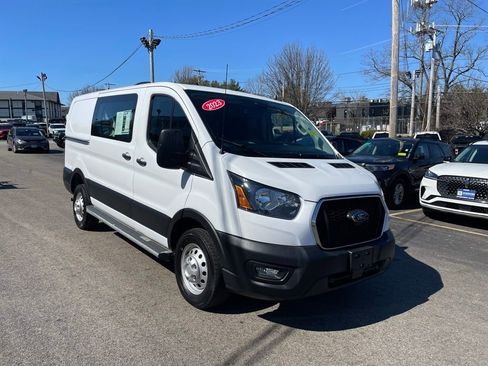 Used 2023 Ford Transit 250 Low Roof AWD w/ Exterior Upgrade Package image 9