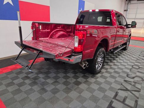Used 2017 Ford F250 Lariat w/ Lariat Value Package AWD/4WD image 29