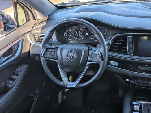 Used 2022 Buick Enclave Avenir w/ Avenir Technology Package image 16