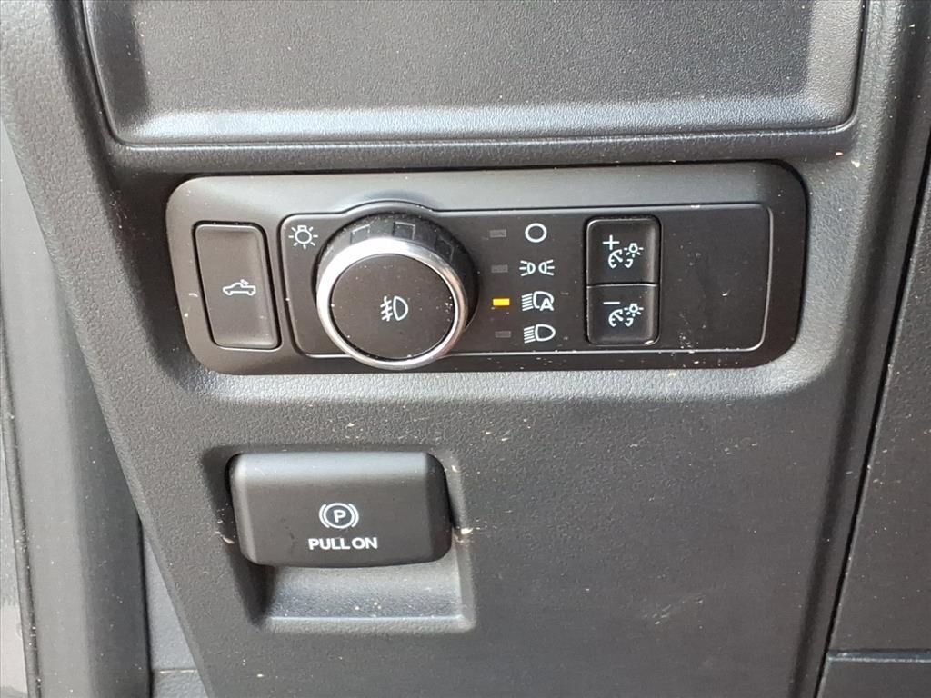 Used 2024 Ford F150 STX AWD/4WD image 11