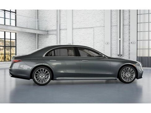 New 2026 Mercedes-Benz S 580 4MATIC Sedan image 17