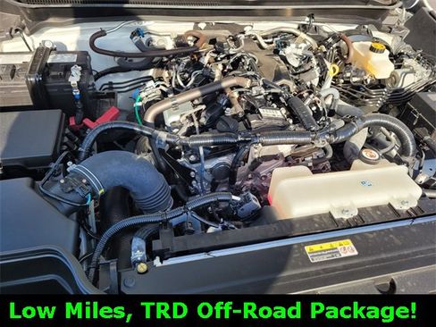 Used 2024 Toyota Tacoma TRD Sport image 18