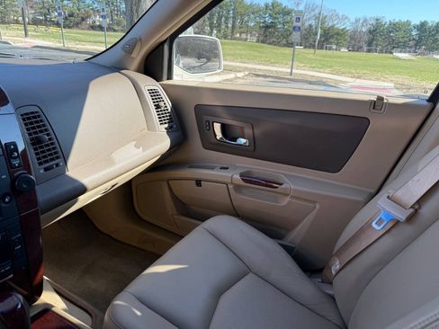 Used 2006 Cadillac SRX w/ Drivers Level One Package AWD/4WD image 13