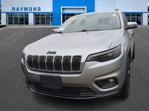 Used 2021 Jeep Cherokee Latitude Plus image 7
