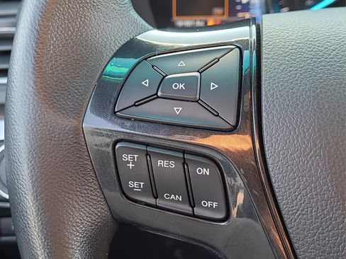 Used 2017 Ford Explorer XLT w/ Equipment Group 202A image 26