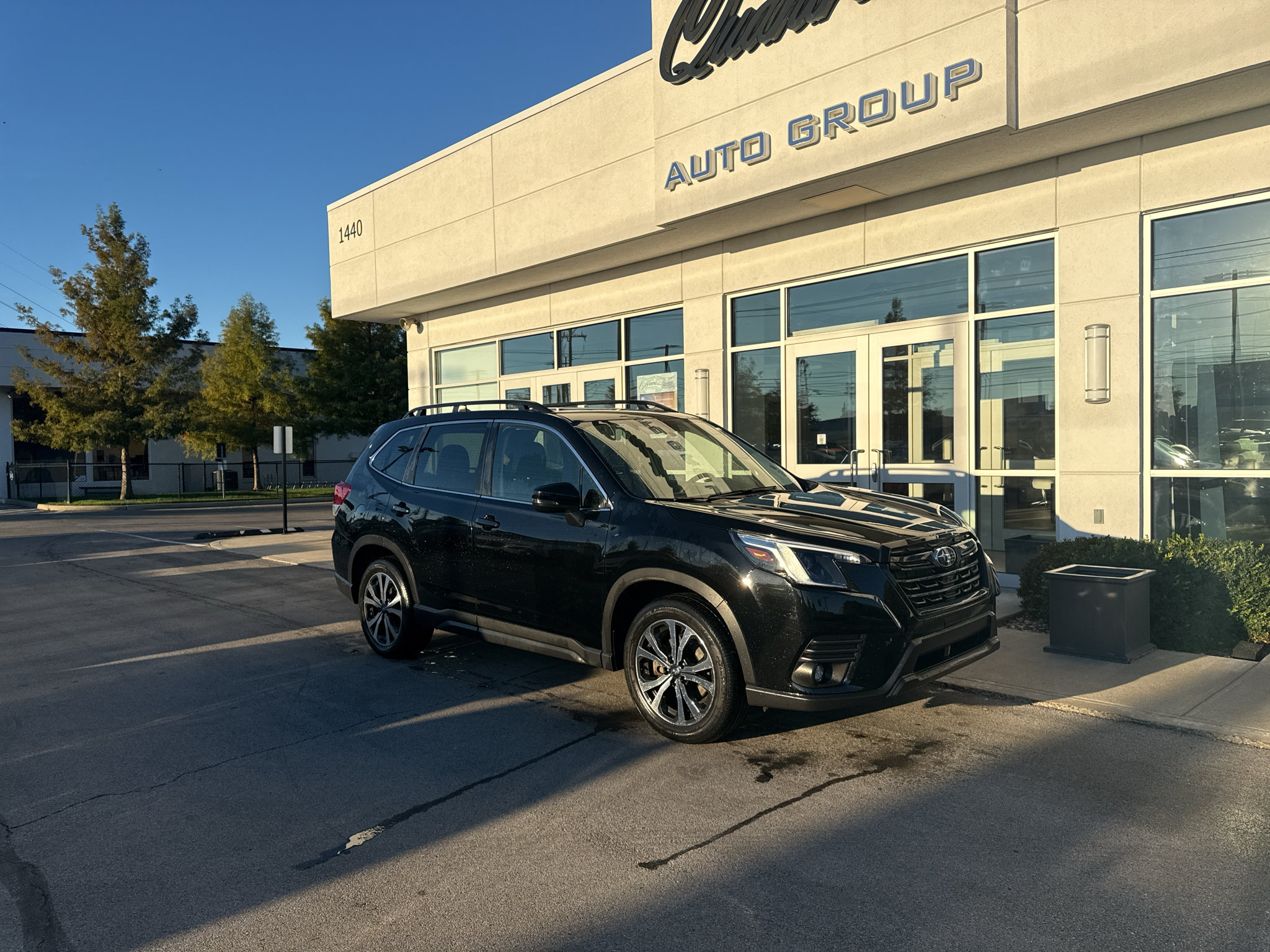 Used 2024 Subaru Forester Limited AWD/4WD image 1