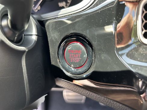 Used 2025 Honda Civic Sport image 28