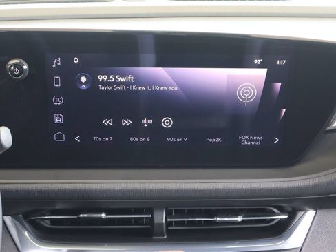 Used 2025 Buick Envista Preferred w/ Convenience I Package FWD image 15