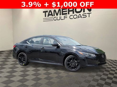 New 2025 Nissan Sentra SR w/ Midnight Edition image 1