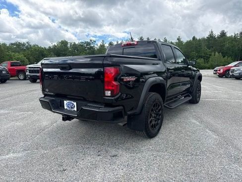 Used 2025 Chevrolet Colorado Trail Boss AWD/4WD image 7