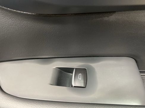 Used 2025 Buick Enclave Sport Touring AWD/4WD image 25