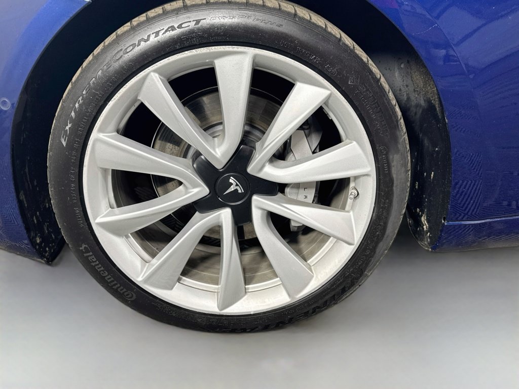Used 2020 Tesla Model 3 Long Range AWD/4WD image 42