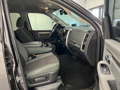 Used 2017 RAM 1500 Big Horn AWD/4WD image 11