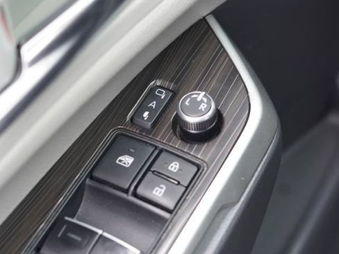 Used 2024 Toyota Sienna Limited AWD/4WD image 46