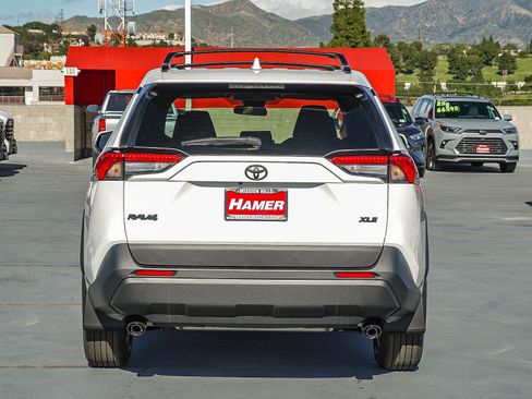 New 2025 Toyota RAV4 XLE image 6