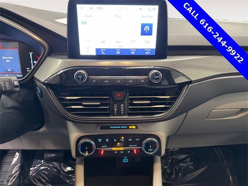 Used 2023 Ford Escape Active image 10