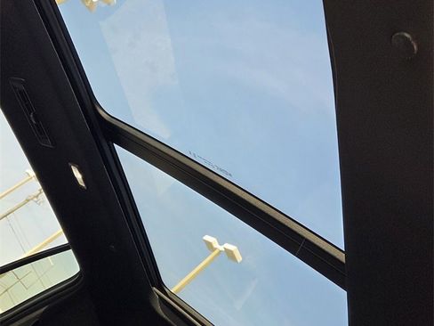 New 2026 Chevrolet Traverse LT w/ Enhanced Driving Package image 19