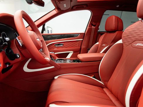 New 2026 Bentley Bentayga Speed image 28