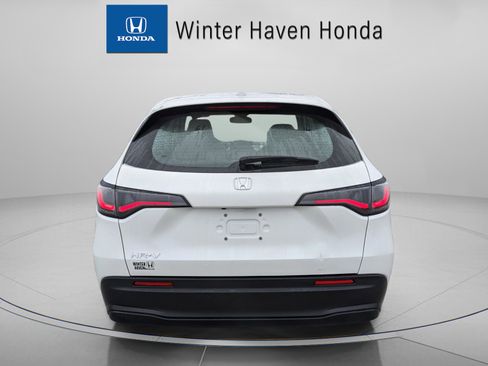 Used 2023 Honda HR-V LX image 6