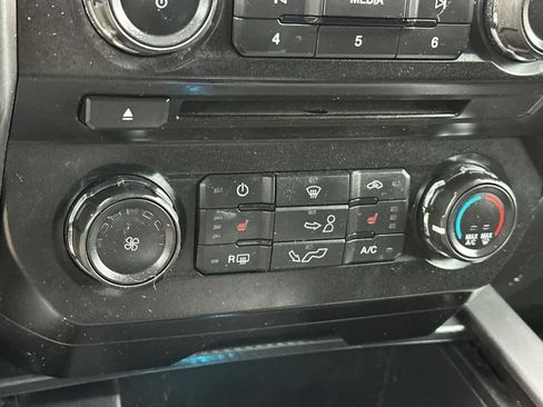 Used 2018 Ford F150 XLT w/ Equipment Group 302A Luxury image 22