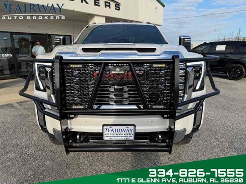 Used 2025 GMC Sierra 2500 Denali w/ Denali Reserve Package image 2
