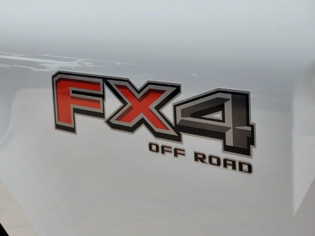 Used 2024 Ford F250 Platinum w/ FX4 Off-Road Package AWD/4WD image 8