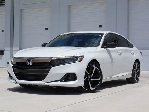 Used 2021 Honda Accord Sport image 5