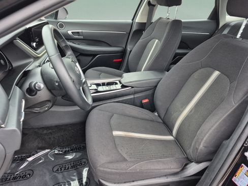 Certified 2023 Hyundai Sonata SEL w/ Convenience Package FWD image 18
