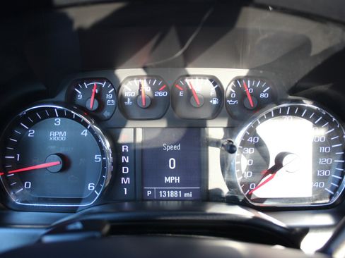 Used 2015 Chevrolet Silverado 3500 W/T w/ Snow Plow Prep Package image 19