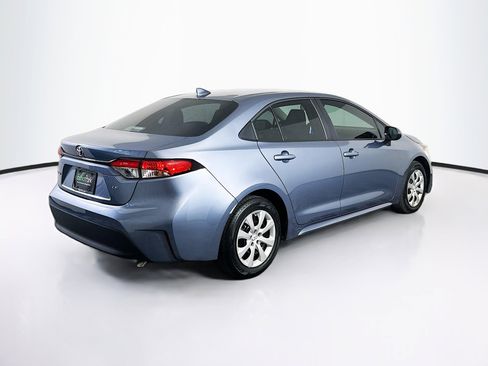 Used 2025 Toyota Corolla LE w/ Convenience Package FWD image 9