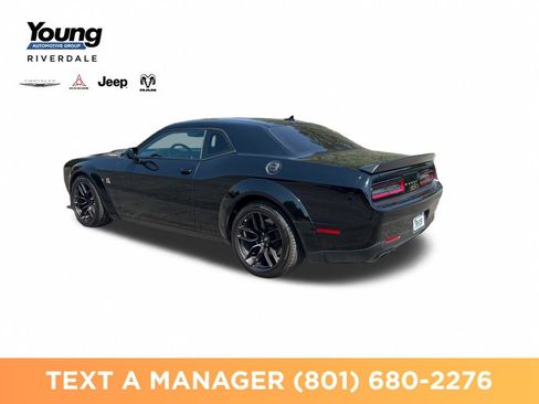 Used 2021 Dodge Challenger R/T Scat Pack RWD image 3