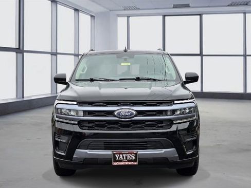 Used 2024 Ford Expedition XLT RWD image 2