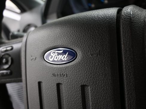 Used 2015 Ford F250 XL w/ XL Appearance Package image 22