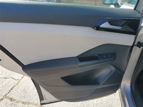 New 2026 Volkswagen Taos S image 9