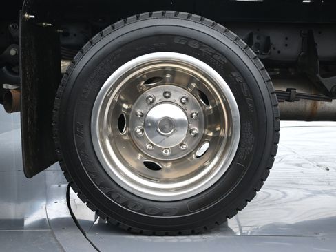 Used 2023 RAM 5500 Tradesman AWD/4WD image 18