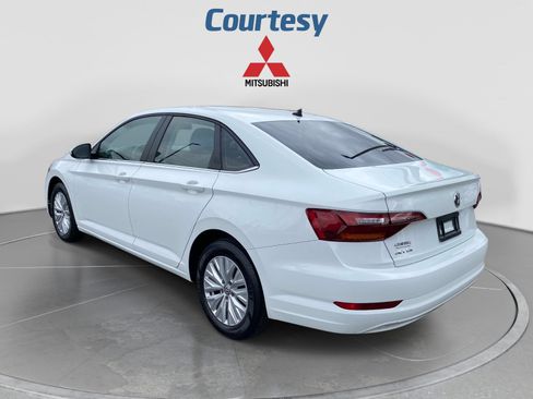 Used 2019 Volkswagen Jetta S FWD image 3