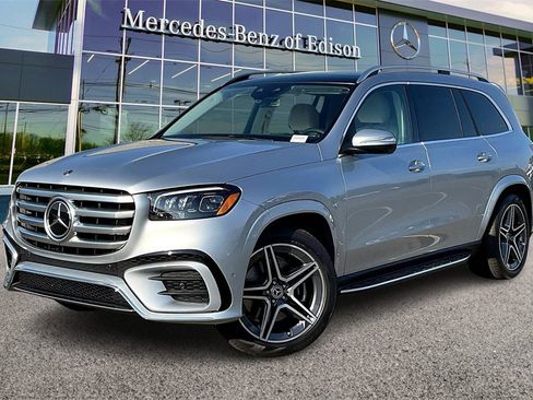 New 2026 Mercedes-Benz GLS 450 4MATIC image 2