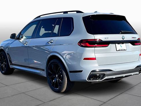 Used 2025 BMW X7 M60i image 12