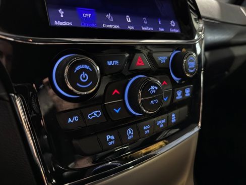 Used 2021 Jeep Grand Cherokee Laredo X image 22