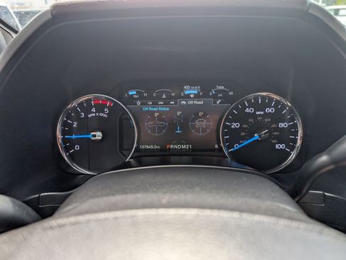 Used 2017 Ford F350 Platinum w/ Platinum Ultimate Package AWD/4WD image 22