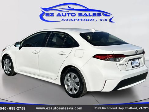 Used 2022 Toyota Corolla LE image 7