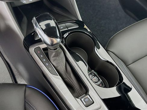 New 2026 Buick Envista Sport Touring w/ Convenience I Package FWD image 17