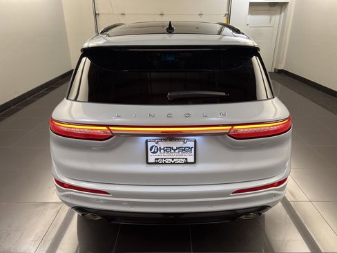 New 2026 Lincoln Corsair Reserve image 5