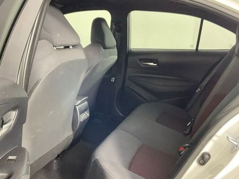 Used 2025 Toyota Corolla SE image 12
