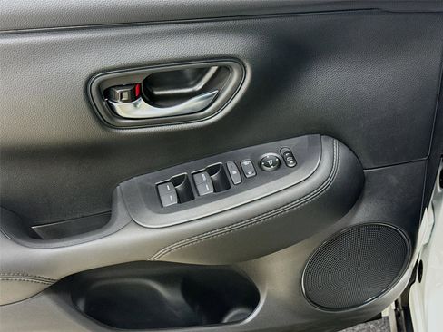 New 2026 Honda HR-V LX image 16