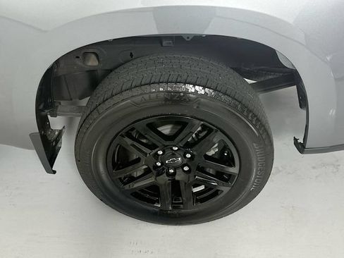 Used 2022 Chevrolet Silverado 1500 Custom w/ LPO, Blackout Package RWD image 29