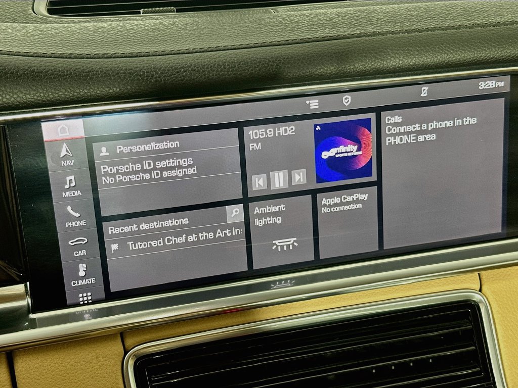 Certified 2021 Porsche Panamera RWD image 15