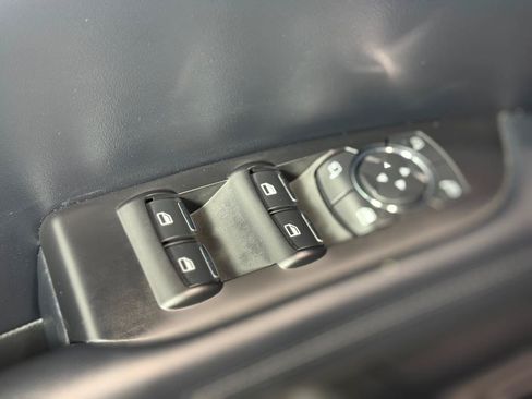 Used 2017 Lincoln MKZ Reserve w/ Technology Package FWD image 38